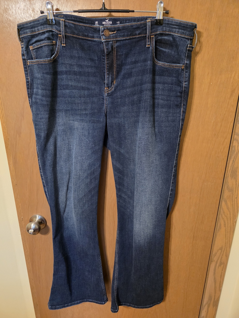 Hollister Mid Rise Bootcut Jeans (Size 21R)